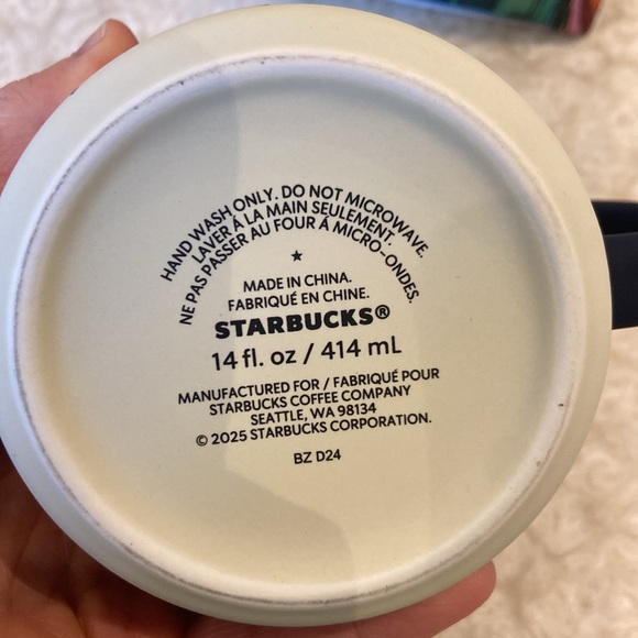 Farm Rio x Starbucks mug - Picture 3 of 4